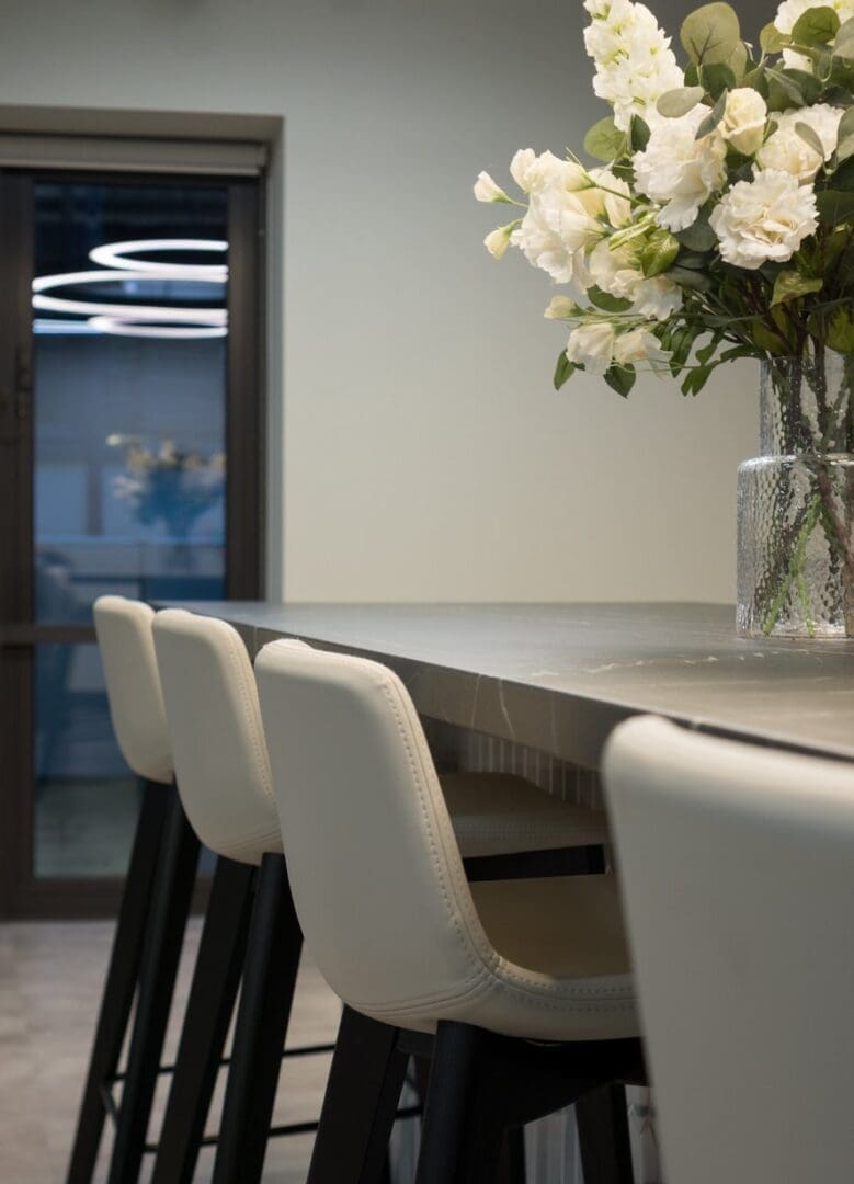 techary-martin-lane-15-70-percent-reduced